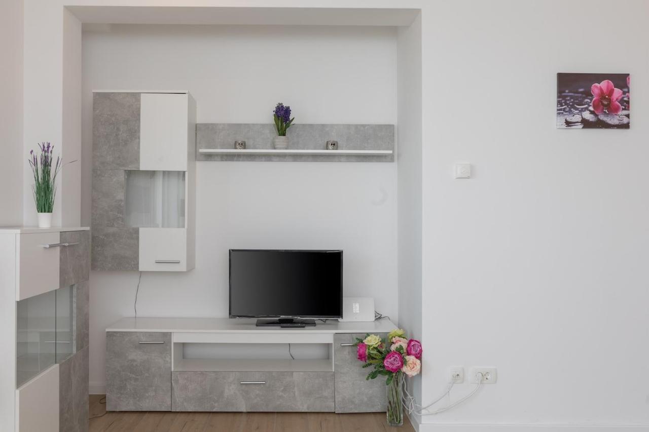Apartment S&S Deluxe Makarska Ngoại thất bức ảnh
