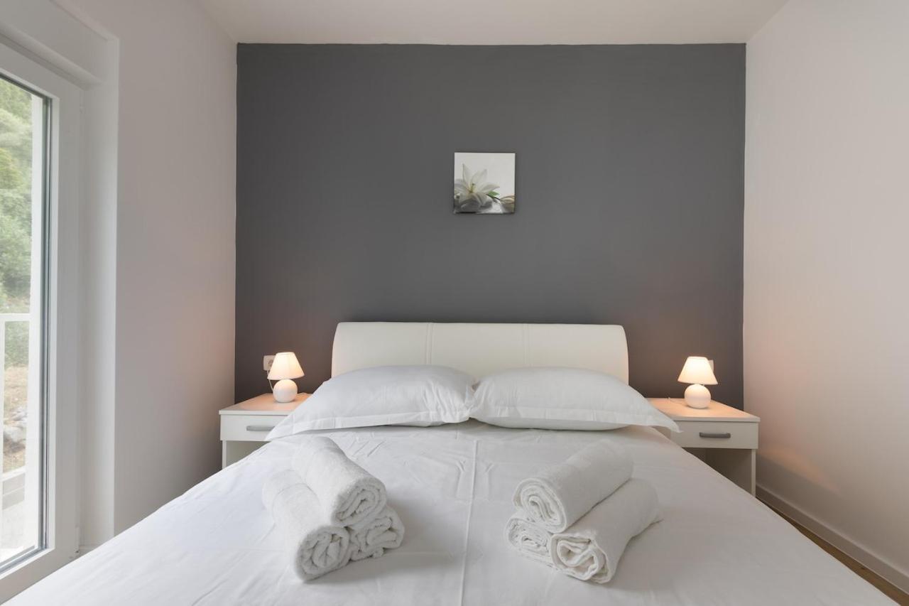 Apartment S&S Deluxe Makarska Ngoại thất bức ảnh